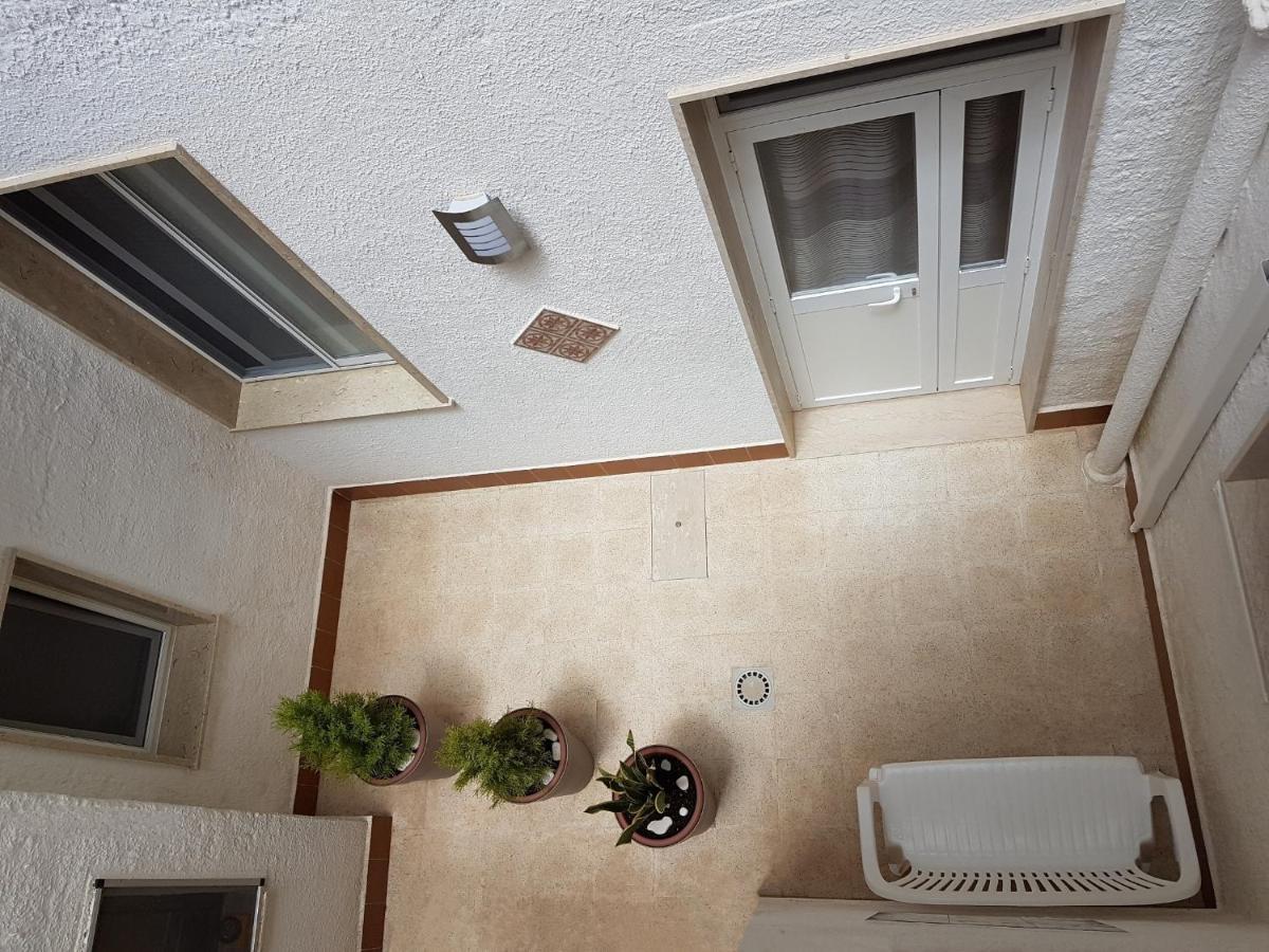 Nomapartments Il Cortile Romey ตราปานี ภายนอก รูปภาพ