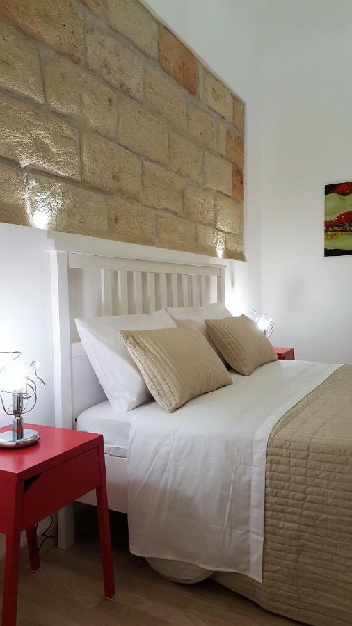 Nomapartments Il Cortile Romey ตราปานี ภายนอก รูปภาพ